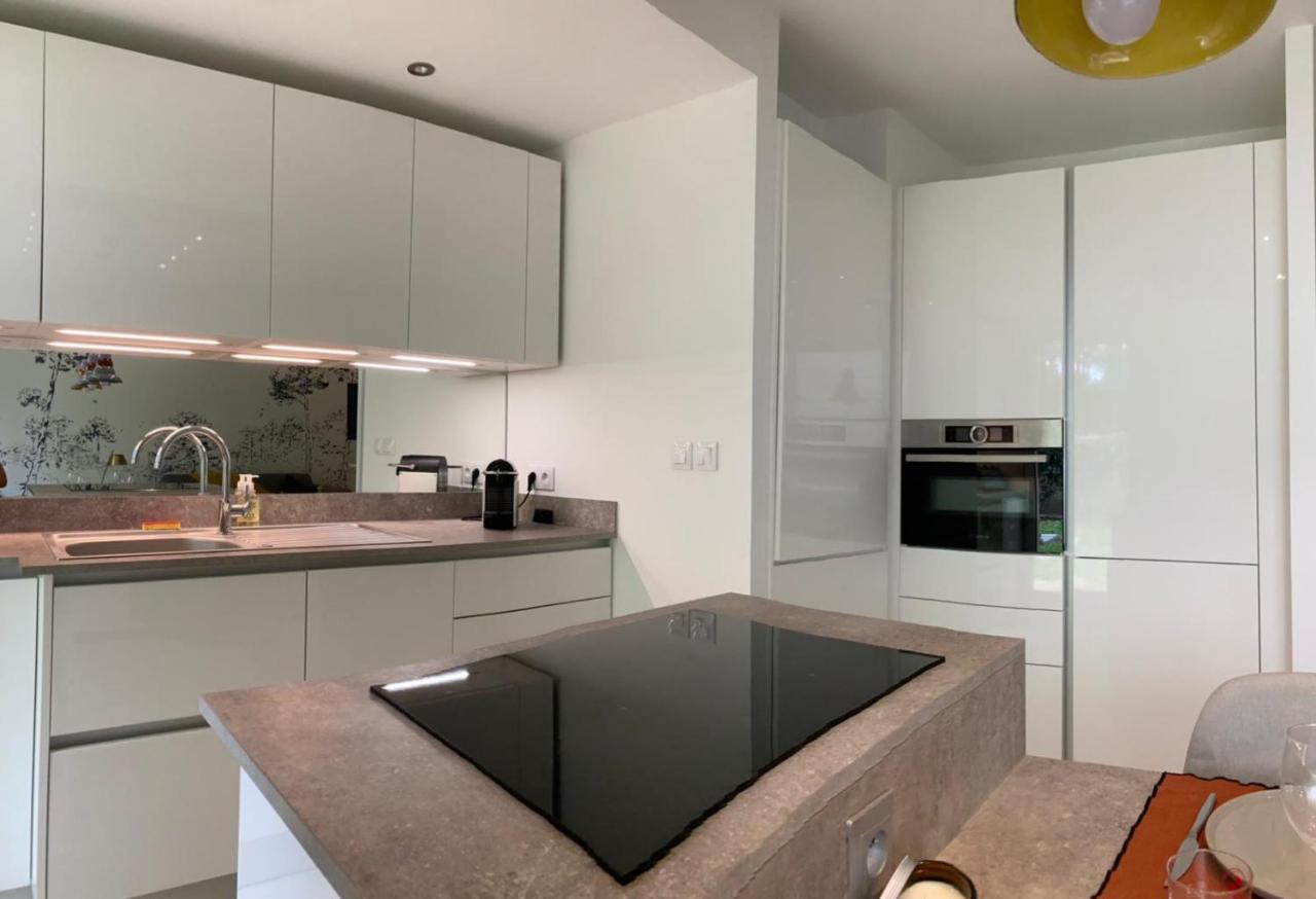 Superbe Appartement Avec Jardin Saint Charles Biarritz Exterior photo